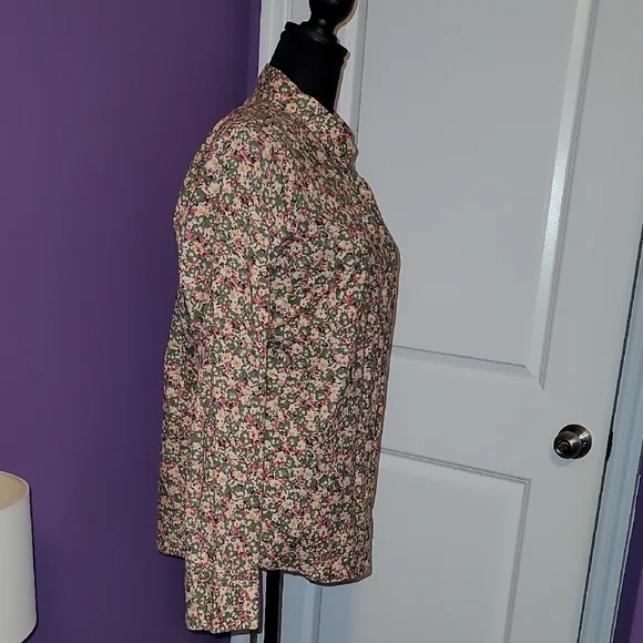 J Crew Women's Perfect Shirt Flower Design half button down L/S shirt Sz: Large - Picture 6 of 8